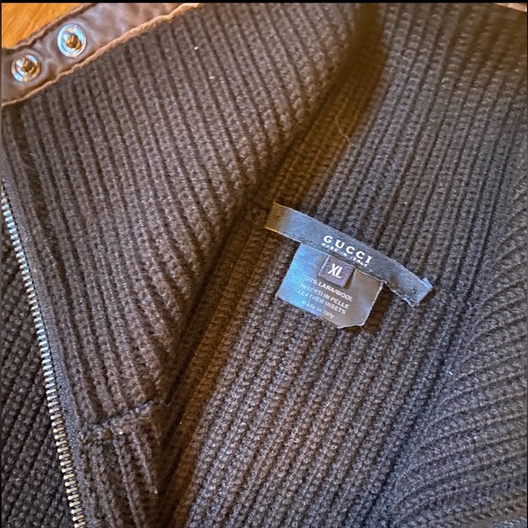 GUCCI Cardigan Sweater - Picture 9 of 15